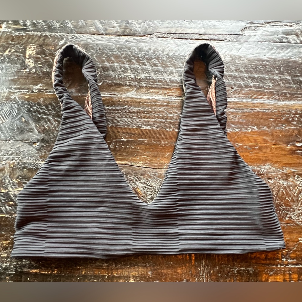 Acacia swim, Maggie top in dual ribbed black size small